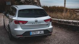 Seat Leon Cupra 290 - szybkość i precyzja