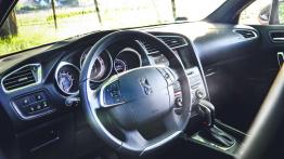 DS 4 Crossback - poza schematami