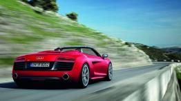 Audi R8 - stuknięty profesor po kuracji odmładzającej