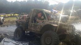 Moc, dźwięk i ... błoto