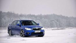 Jak opanować 200 koni na śniegu? - Skoda Octavia