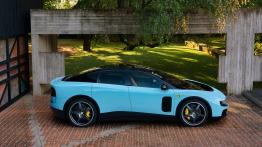 Tak wyglądałby samochód od Apple. Premiera elektrycznego Ferrari Luce dzieli fanów marki