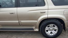 Deepfake w ogłoszeniach motoryzacyjnych 2026. Jak nie dać się nabrać na „cyfrowy szpachel”?