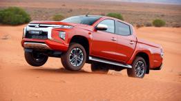 Mitsubishi L200 (Triton) 2019 - lewy bok