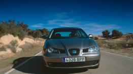 Seat Ibiza V - przód - reflektory wyłączone