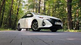 Toyota Prius IV Hatchback Plug-in
