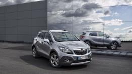 Opel Mokka 1.6 CDTI (2015) - widok z przodu