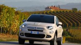 Fiat 500X Lounge (2015) - widok z przodu