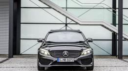 Mercedes klasy C 450 AMG 4MATIC kombi (2016) - widok z przodu