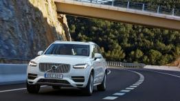 Volvo XC90 II T8 Twin Engine (2015) - widok z przodu