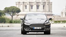 Ford Vignale Mondeo Sedan (2015) - widok z przodu