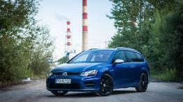 Volkswagen Golf VII R Variant 2.0 TSI BlueMotion Technology 300KM 221kW 2015-2016
