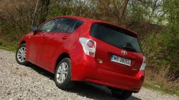 Toyota Verso Minivan 2.0 D-4D 126KM 93kW od 2009