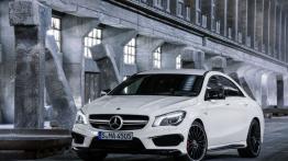 Mercedes CLA C117 Coupe AMG 2.0 45 AMG 381KM 280kW 2015-2016
