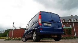 Mercedes Vito W639 Furgon Facelifting 110 CDI 95KM - galeria redakcyjna - widok z tyłu