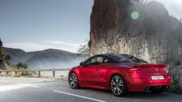 Peugeot RCZ R (2013) - widok z tyłu