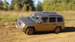 Jeep Patriot - galeria redakcyjna (2) - lewy bok