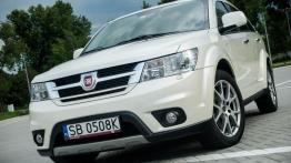 Fiat Freemont 3.6 V6 280KM - galeria redakcyjna - widok z przodu