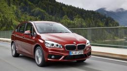 BMW 218d Active Tourer (2014) - widok z przodu