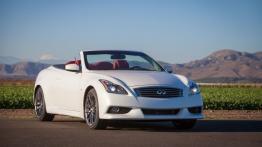 Infiniti Q60