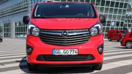 Opel Vivaro II 1.6 CDTI - galeria redakcyjna - widok z przodu