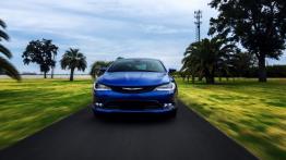 Chrysler 200S (2015) - widok z przodu