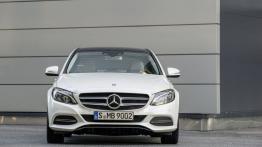 Mercedes klasy C 250 BlueTEC (2014) - widok z przodu