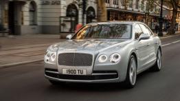 Bentley Flying Spur V8 (2014) - widok z przodu