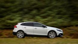 Volvo V40 II Cross Country Drive-E (2014) - prawy bok