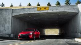 Toyota Camry Facelifting XSE (2015) - widok z przodu