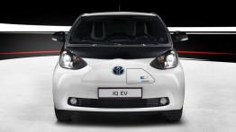 Toyota iQ
