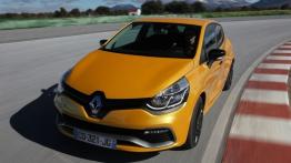 Renault Clio IV RS 200 (2013) - widok z przodu