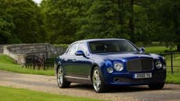 Bentley Mulsanne 2013 - widok z przodu