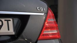 Mercedes Klasa S W221 Limuzyna Facelifting 250 CDI BlueEFFICIENCY 204KM - galeria redakcyjna - emble