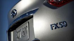 Infiniti FX II Crossover 3.0d V6 238KM 175kW 2009-2012