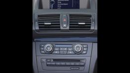 BMW 135 i Coupe - konsola środkowa