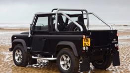 Land Rover Defender III 90 Pick Up 2.4 TD4 122KM 90kW 2009-2011