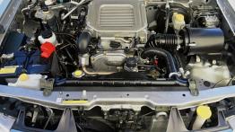 Nissan NP300 Double Cab 2.5 TD 133KM 98kW 2008-2012