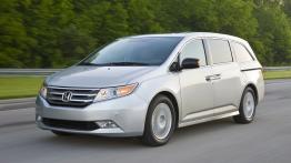 Honda Odyssey 2010 - lewy bok
