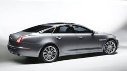 Jaguar XJ VII X351 Sedan SWB 2.0 240KM 177kW 2012-2015