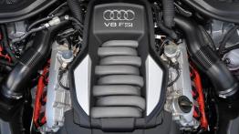 Audi A8 2010 - silnik