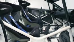 Ford Fiesta RS WRC - widok ogólny wnętrza z przodu