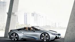 BMW i8 Spyder Concept - prawy bok