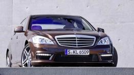 Mercedes Klasa S W221