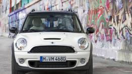 Mini Clubman Cooper Facelifting - widok z przodu