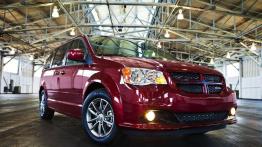 Dodge Caravan V