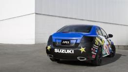 Suzuki Kizashi Apex Concept - tył - reflektory wyłączone