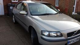 Volvo S60 I 2.4 D5 130KM 96kW 2002-2005