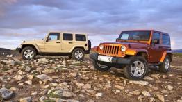 Jeep Wrangler 2011 - wersja 3-drzwiowa - widok z przodu