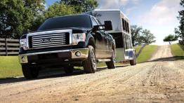 Ford F-150 - model 2012 - widok z przodu